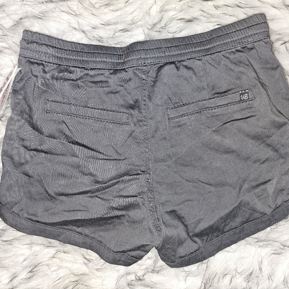 NWT Union Bay Shorts sz S, gray tie waist, never worn in perfect condition - Picture 4 of 4